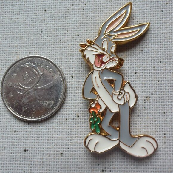 Vintage Bugs Bunny Enamel Pin Brooch - Picture 2 of 6